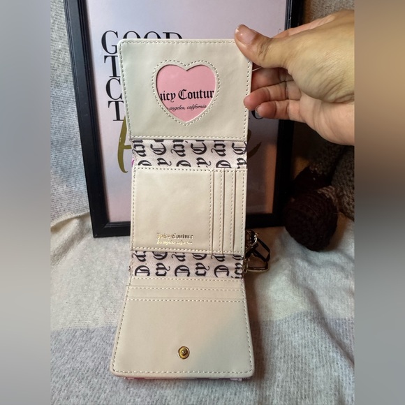 Juicy Couture Fuchsia and Light Pink Wallet with Heart Keychain - Picture 3 of 4